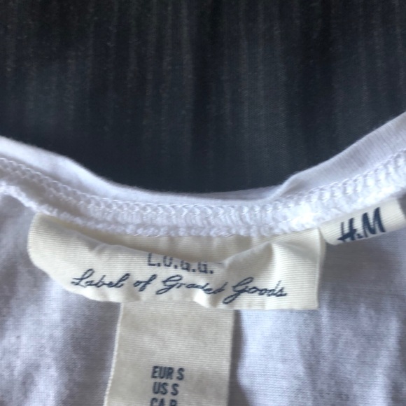 White t shirt - Picture 3 of 3